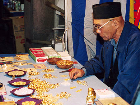 Charm Seller